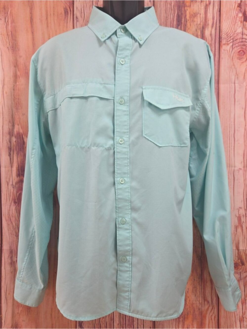 Huk Light Blue Performance Fishing Shirt Medium Vented Back Moisture-Wicking